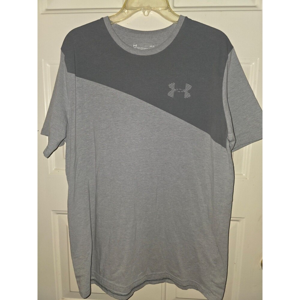 Men’s Under Armour L Loose Heatgear Two Toned Gray Short Sleeve T-Shirt